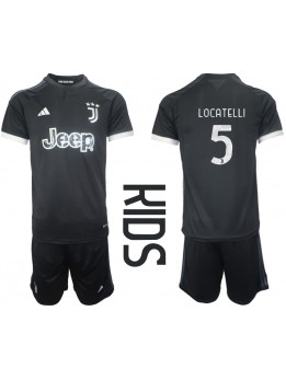 Juventus Manuel Locatelli #5 Replika Tredje Kläder Barn 2023-24 Kortärmad (+ byxor)